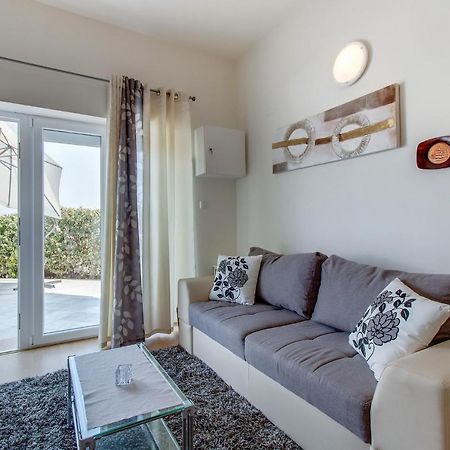 Beautiful Apartments Ksenija Mali Lošinj Rum bild
