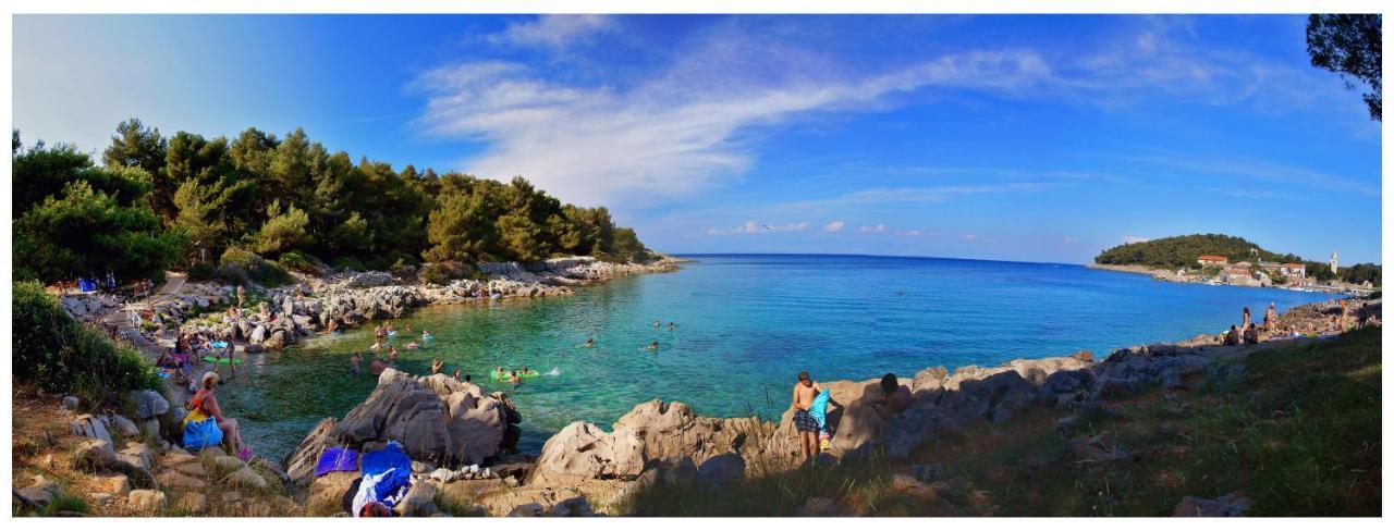 Beautiful Apartments Ksenija Mali Lošinj Exteriör bild