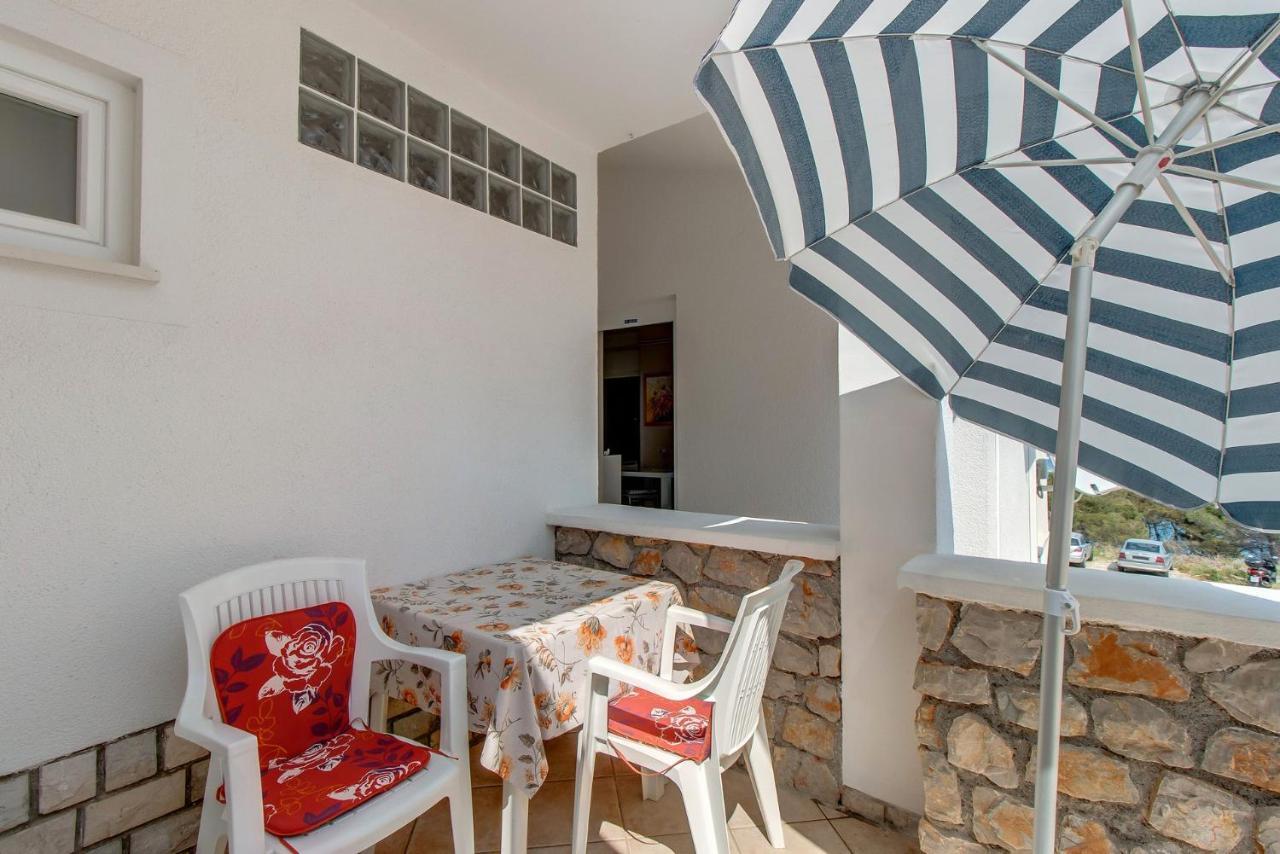 Beautiful Apartments Ksenija Mali Lošinj Exteriör bild